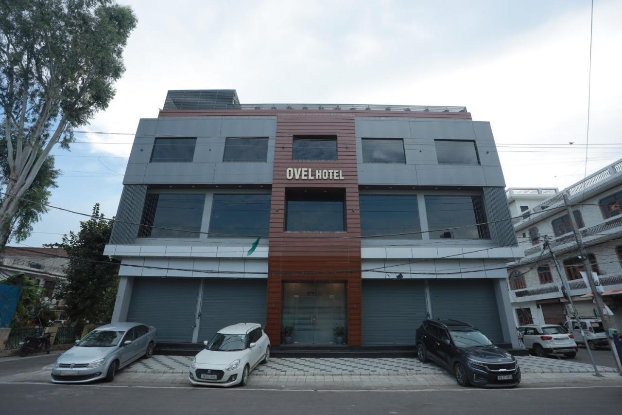 Ovel Hotel Ludhiana Bagian luar foto